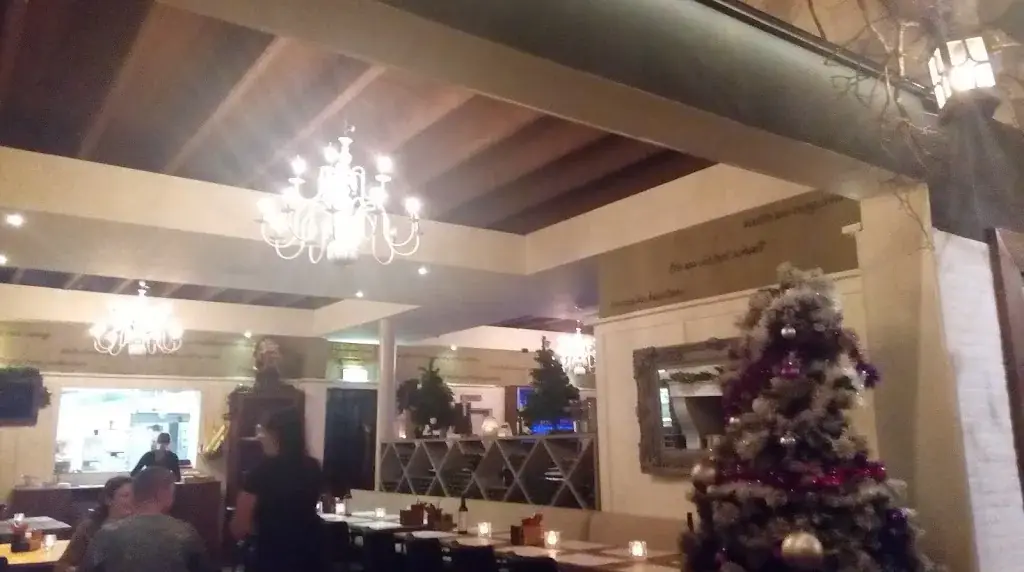 Slava K._Grand Café FF_Best_recensione