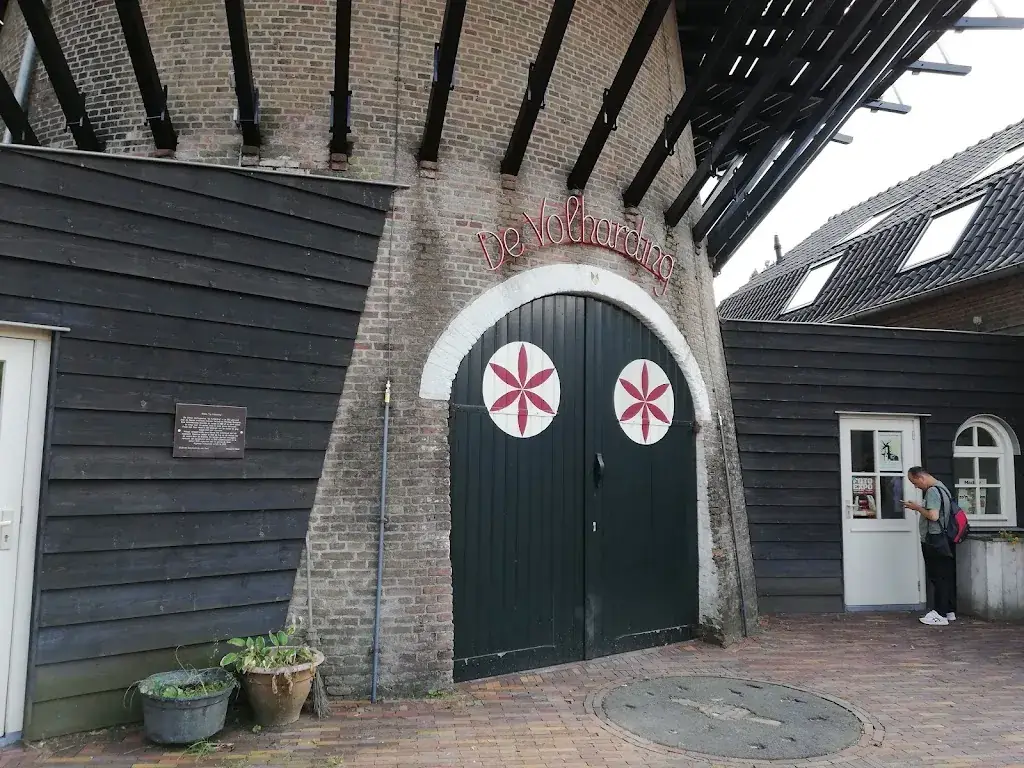 Lunchroom EEHT restaurant in Best