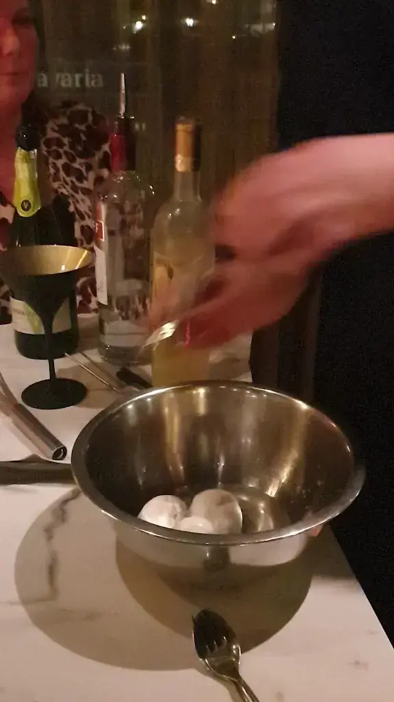 Lovano Kitchen and Bar_Veldhoven_slider_image_2