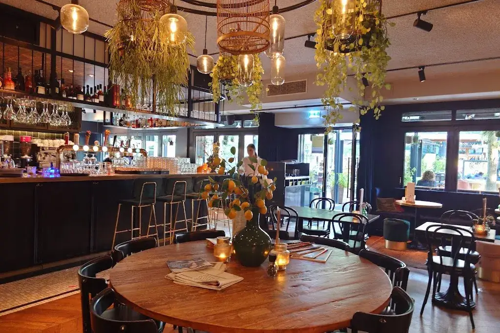 Brasserie La Colline_Oss_slider_image_3