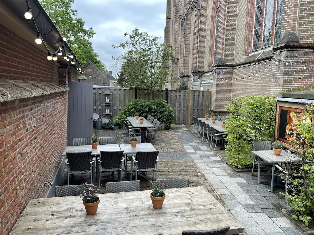 Onder de Toren restaurant in Gastel