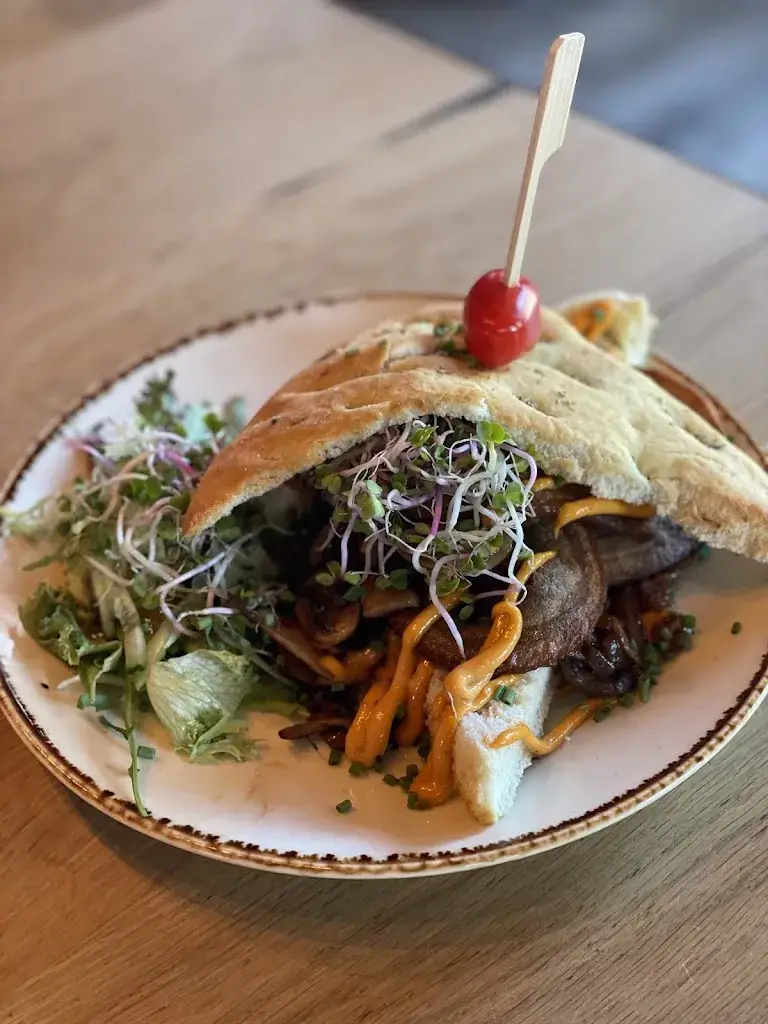 Onder de Toren_Gastel_slider_image_3