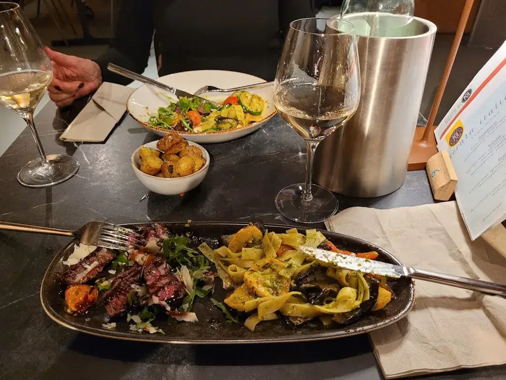 Menu_Gusto Di Pol_Breda_image_3