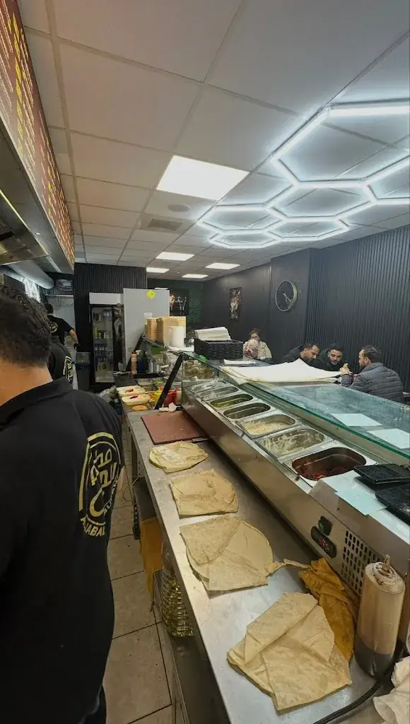 AL JABAL RESTAURANT-مطعم الجبل_Breda_slider_image_1