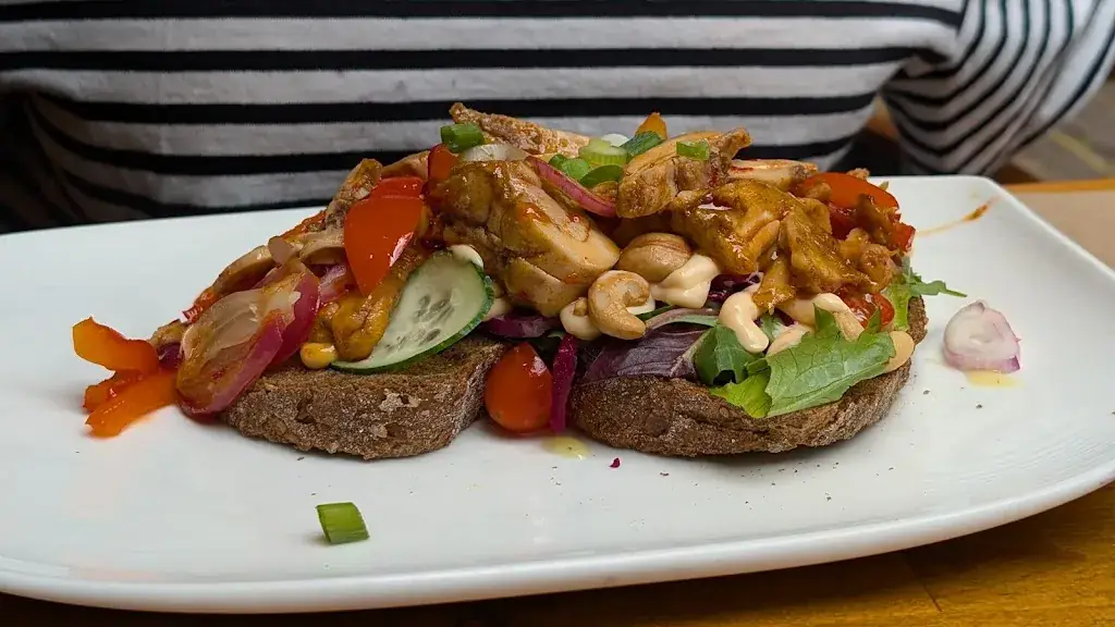 Adrian Hardy_Hotel Restaurant Grand Café Meneer Van Eijck_Oisterwijk_review