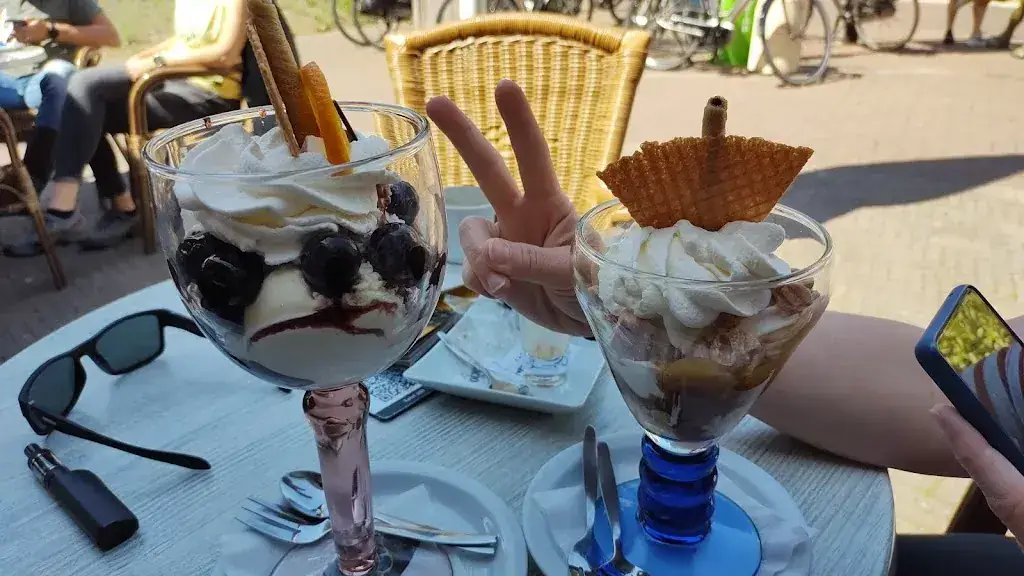 Menu_IJssalon Clevers Overloon_Overloon_image_6