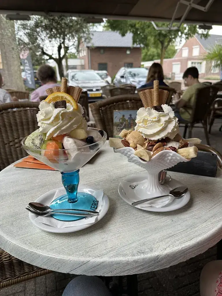 IJssalon Clevers Overloon_Overloon_slider_image_3