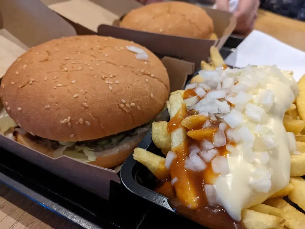 Plaza Overloon_Overloon_slider_image_2