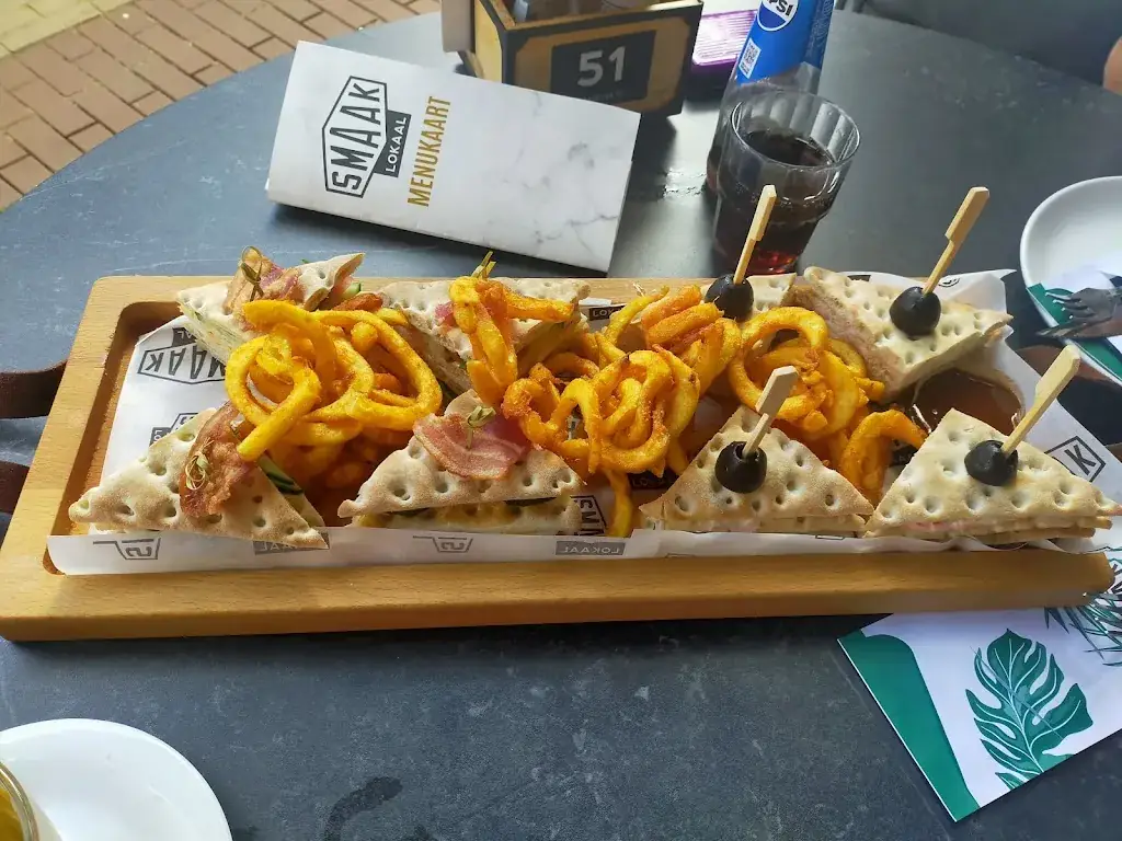 Menu_Lunchroom Smaak Rijen_Rijen_image_5