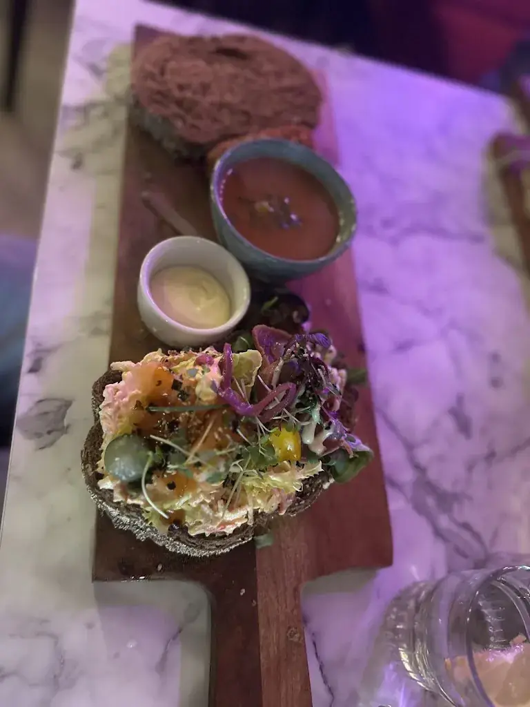 Ben Jansma_Flore_Rijsbergen_review