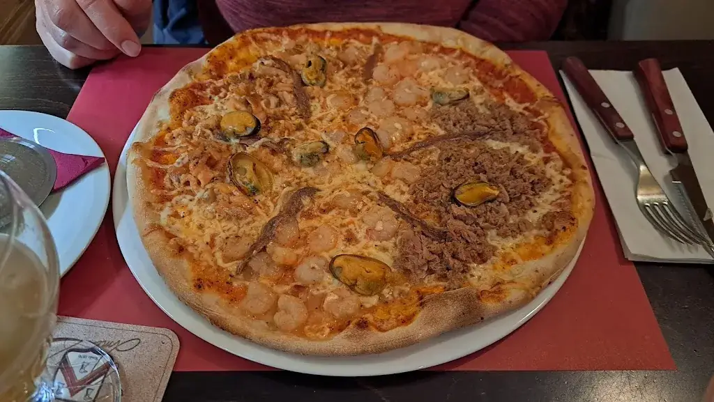 Pizzeria La Ruota Akkrum_Akkrum_slider_image_3