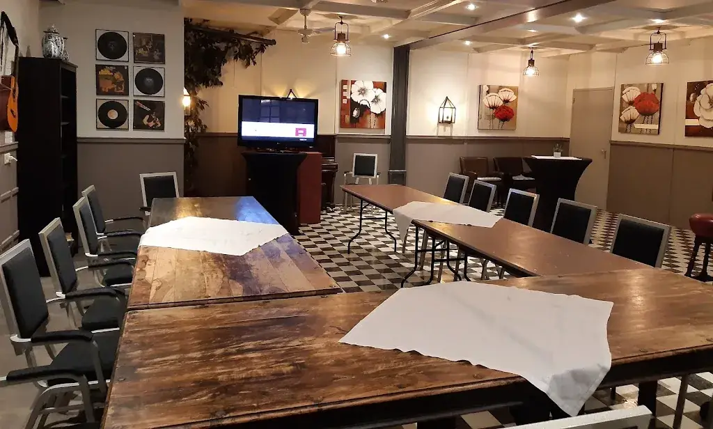 Restaurant Feestzaal De Wekker restaurant in Reusel