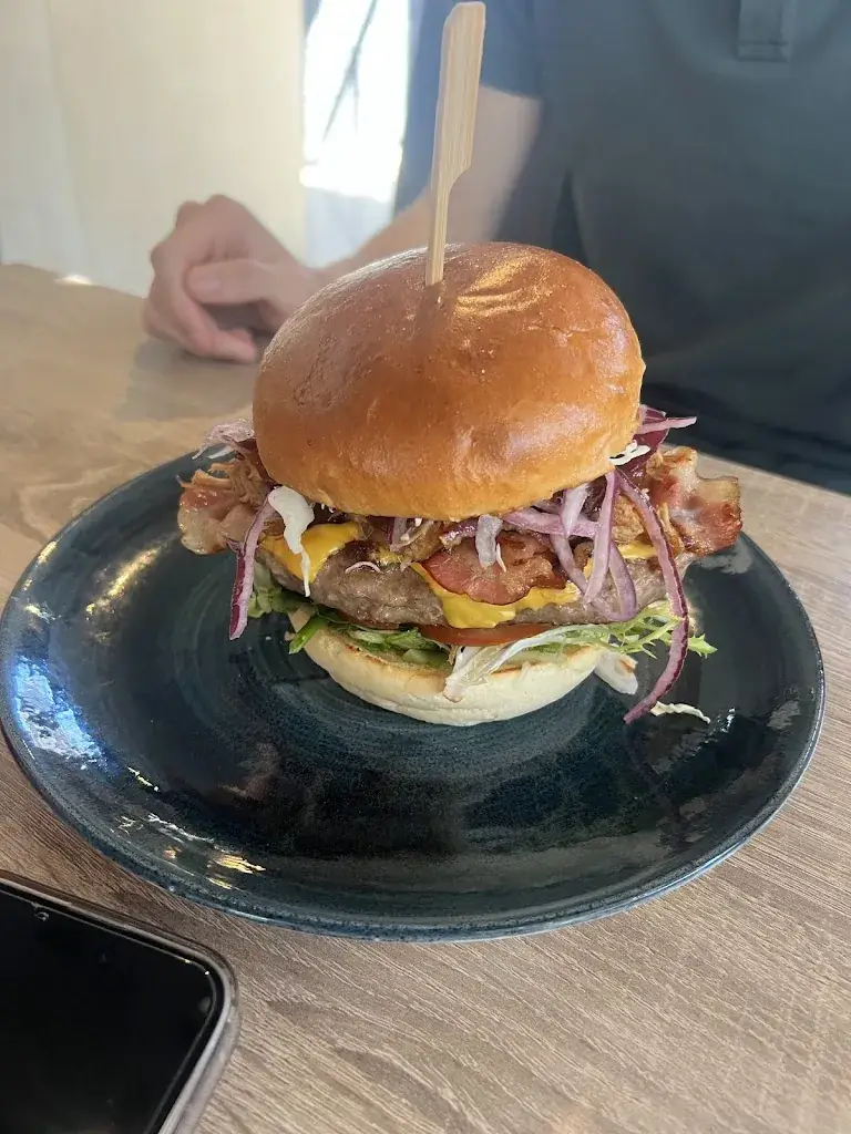 Luc Thyssen_Het Friethuys_Sint-Michielsgestel_review