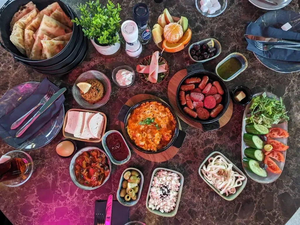 Maya Qaraqoz_Mili Restaurant & Café_Rijswijk_review