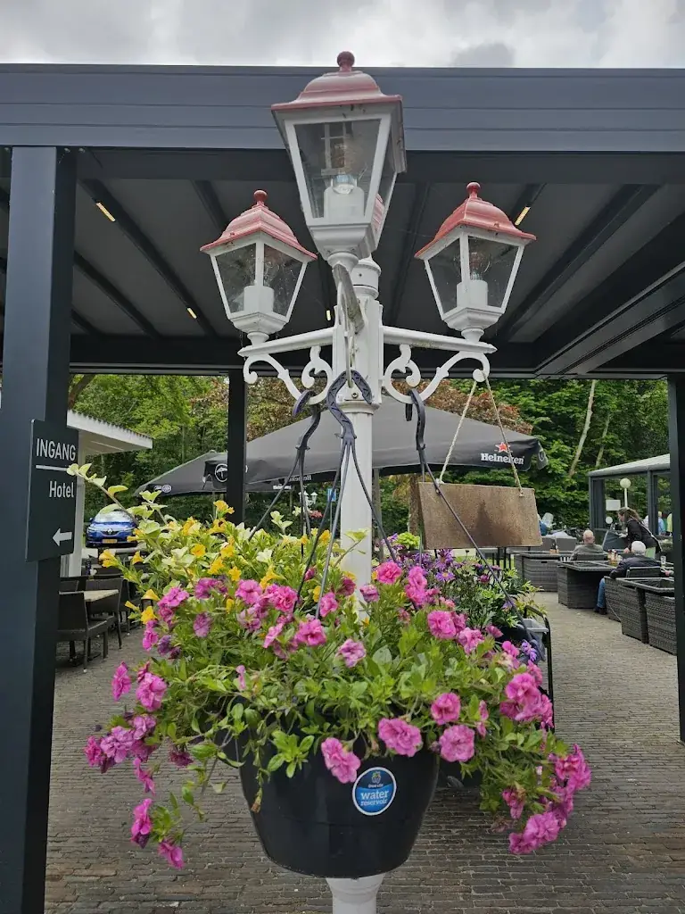 Chuma Mbambo_Bijna Thuis Brasserie & Restaurant_Rijswijk_review