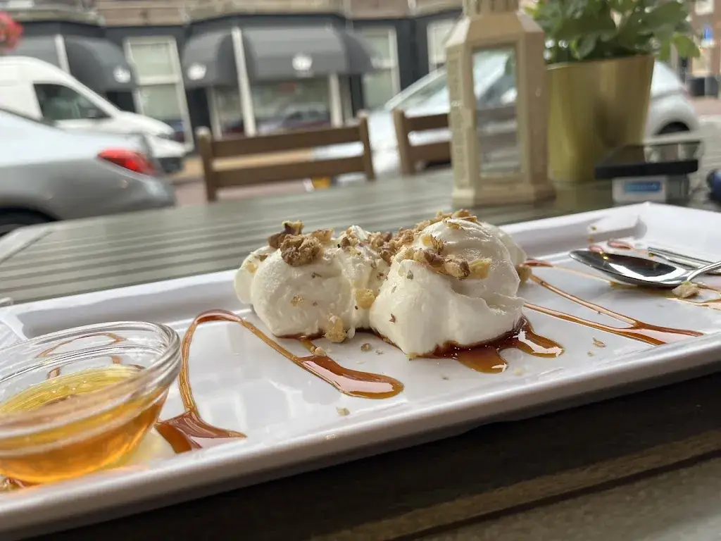 Stephanie H_Olympia_Rijswijk_recensione