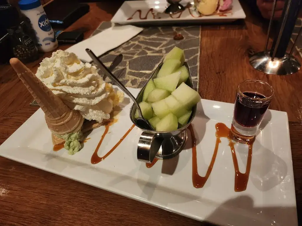 VICTOR HUGO_Olympia_Rijswijk_recensione