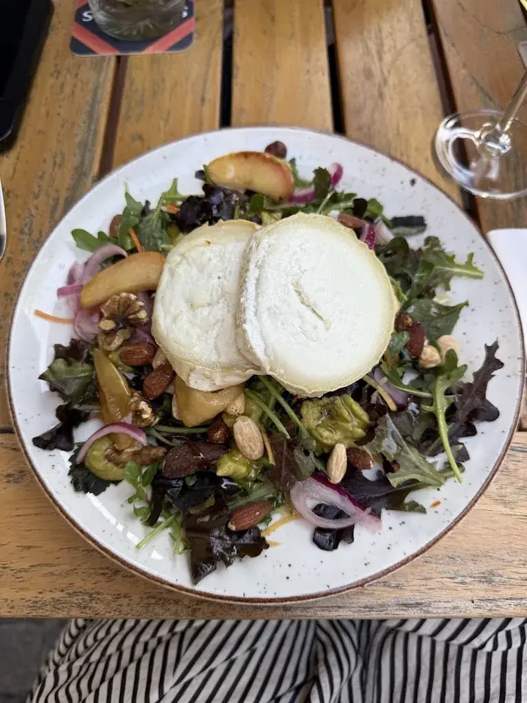 Laura McClean_Bij Guus_Someren_review