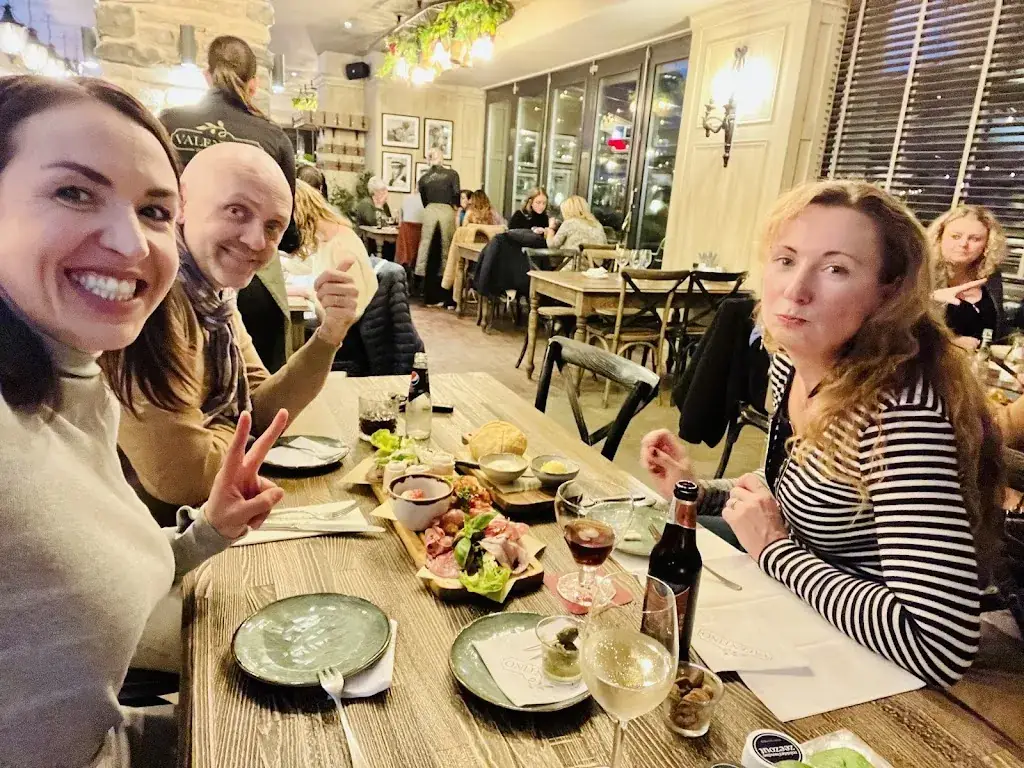 Eva Rydvalová_Valentino Someren_Someren_review