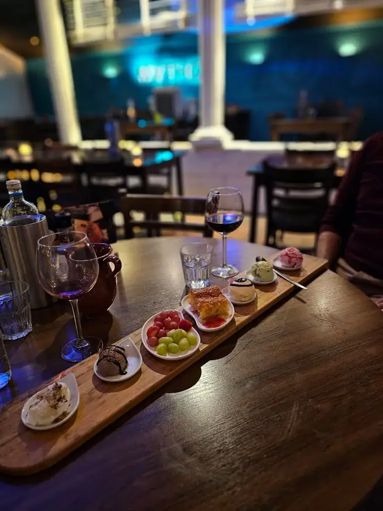 Andrew Katsik_Mythos Grieks Restaurant_Someren_review