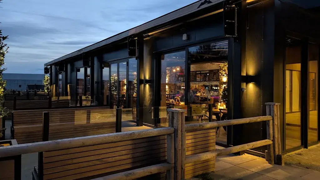 Montana creek restaurant restaurant in Someren