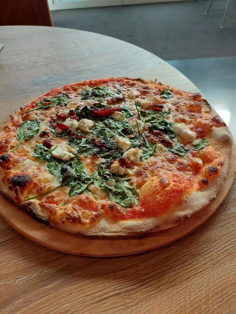 Tiarah van Woerden_Del Limone Someren_Someren_review