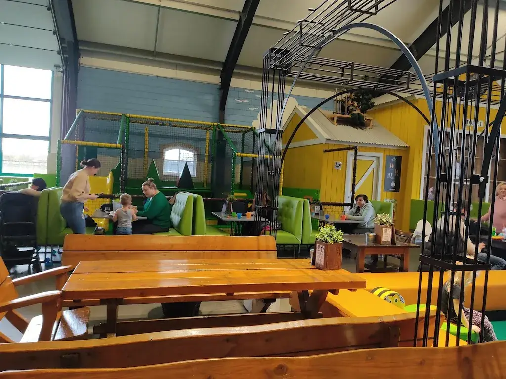 tugba FINDIK_the Brandevoortse Hoeve_Helmond_review