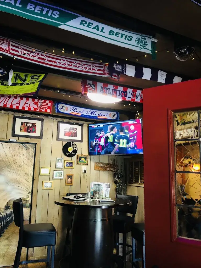 israel zarang_Pedro's tapasbar_Someren_review