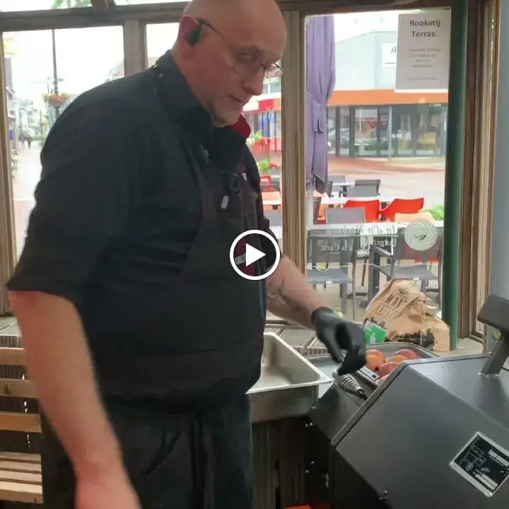 Burgers & a la Carte, Cafe-Zaal-Brasserie-Grill Kitchen 