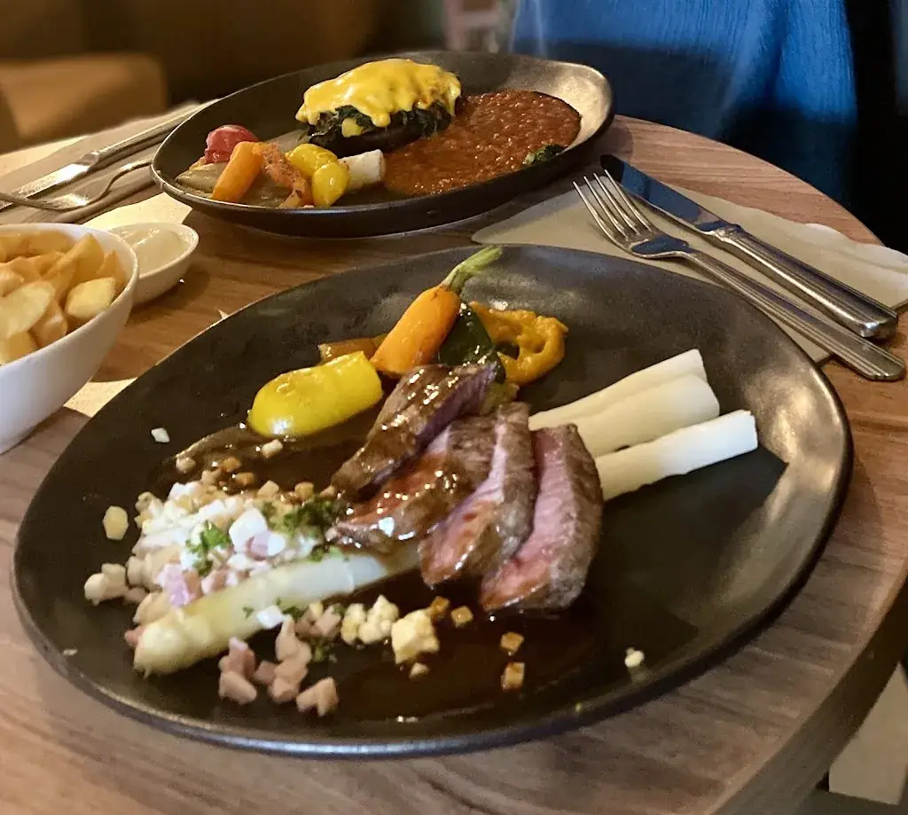 Alex Teunissen_ByTater_Teteringen_review