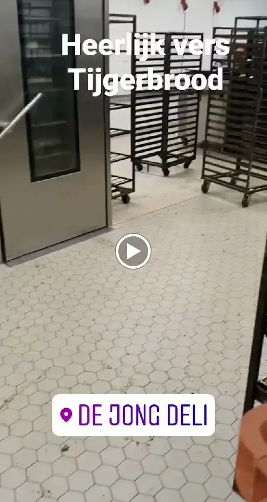 De Jong DELI | bakkerij, winkel & restaurant_Teteringen_slider_image_2