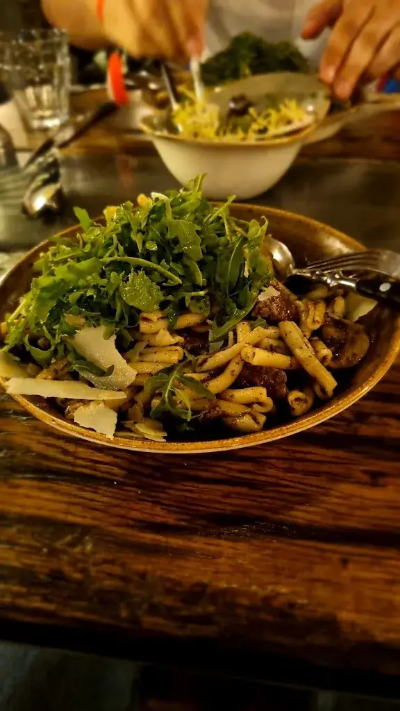 Elena Serbu_Giornale_Eindhoven_reseña