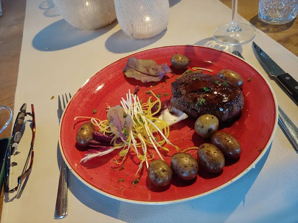 Kylie Truc Ngo_Het Theehuis_Grou_Bewertung