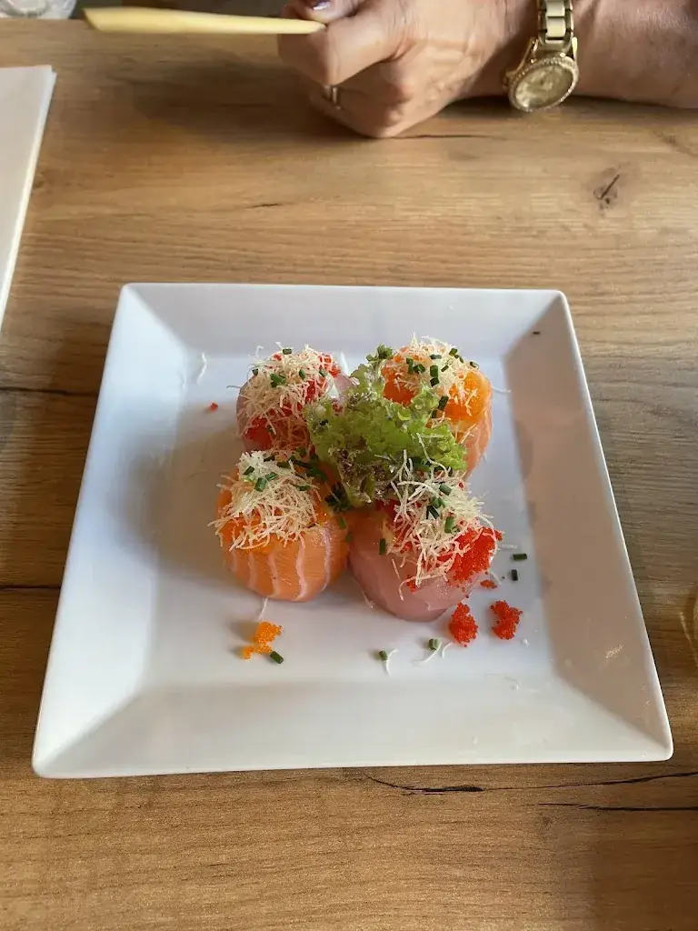 Sushi & more_Udenhout_slider_image_3