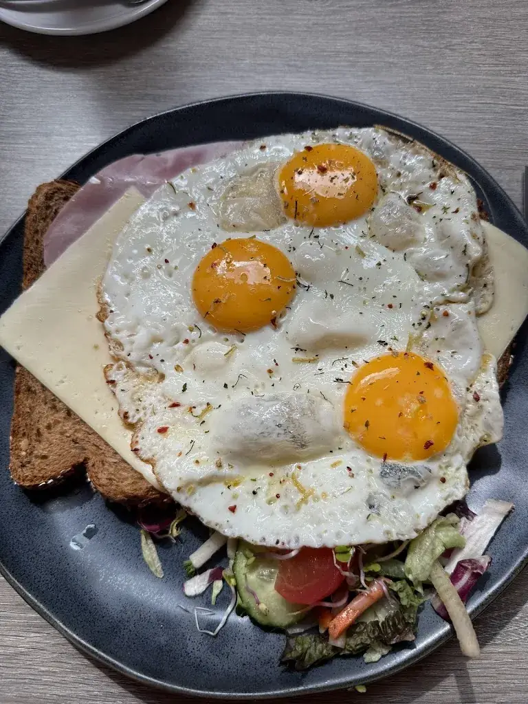 Ria Plum_Brasserie Ludiek_Veldhoven_review