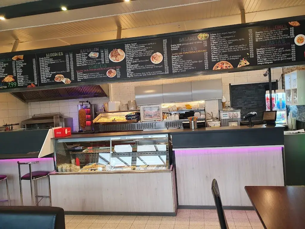 Cafetaria Trefpunt venhorst_Venhorst_slider_image_2