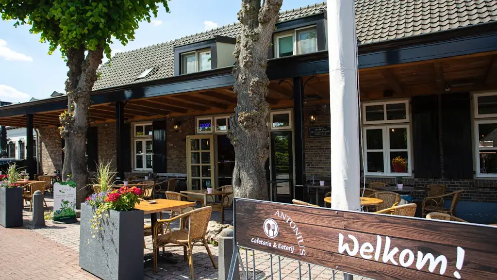 Cafetaria & Eeterij Antonius (Lilly) restaurant in Volkel