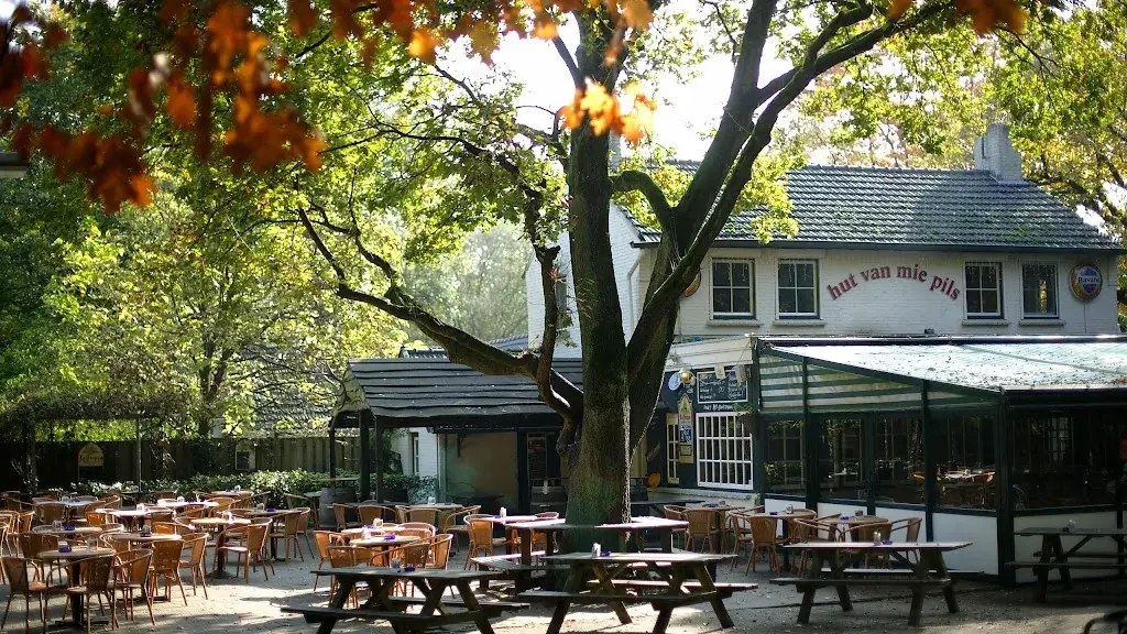 Hut Van Mie Pils_Waalre_slider_image_1