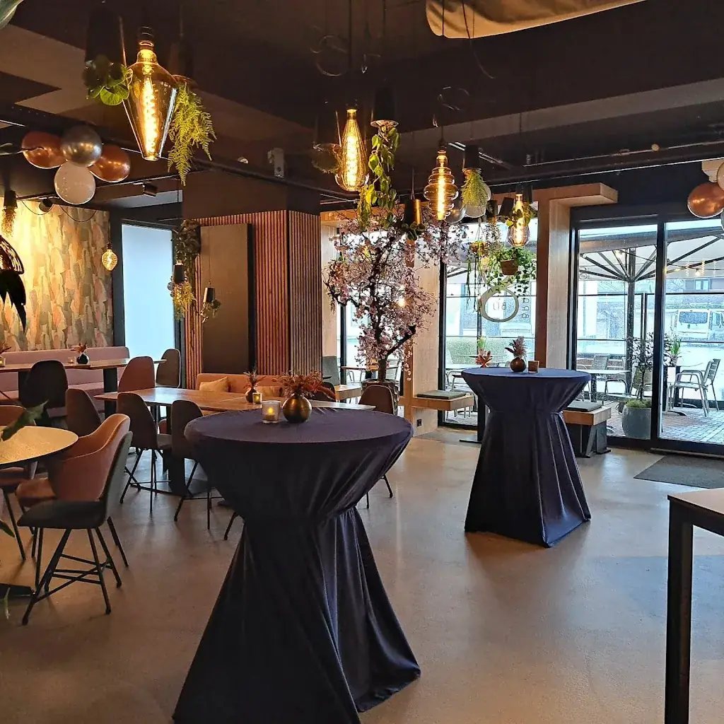 Brasserie Bij8 restaurant in Waspik