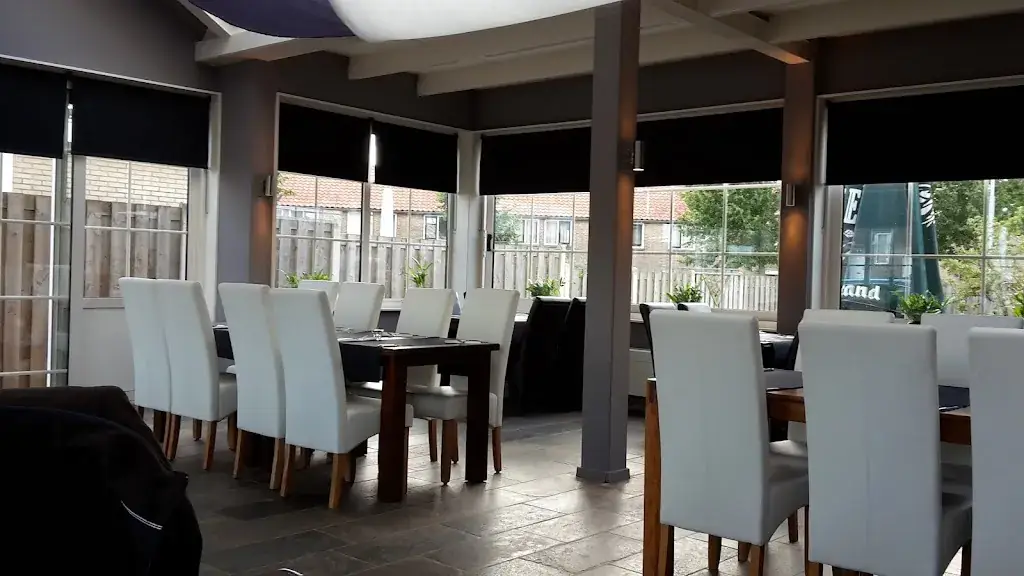 Over de Kook restaurant in Wilhelminadorp