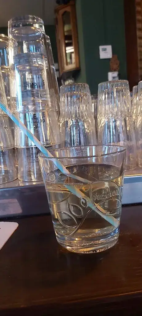 Menu_Café Het Hoefijzer_Woensdrecht_imagen_5