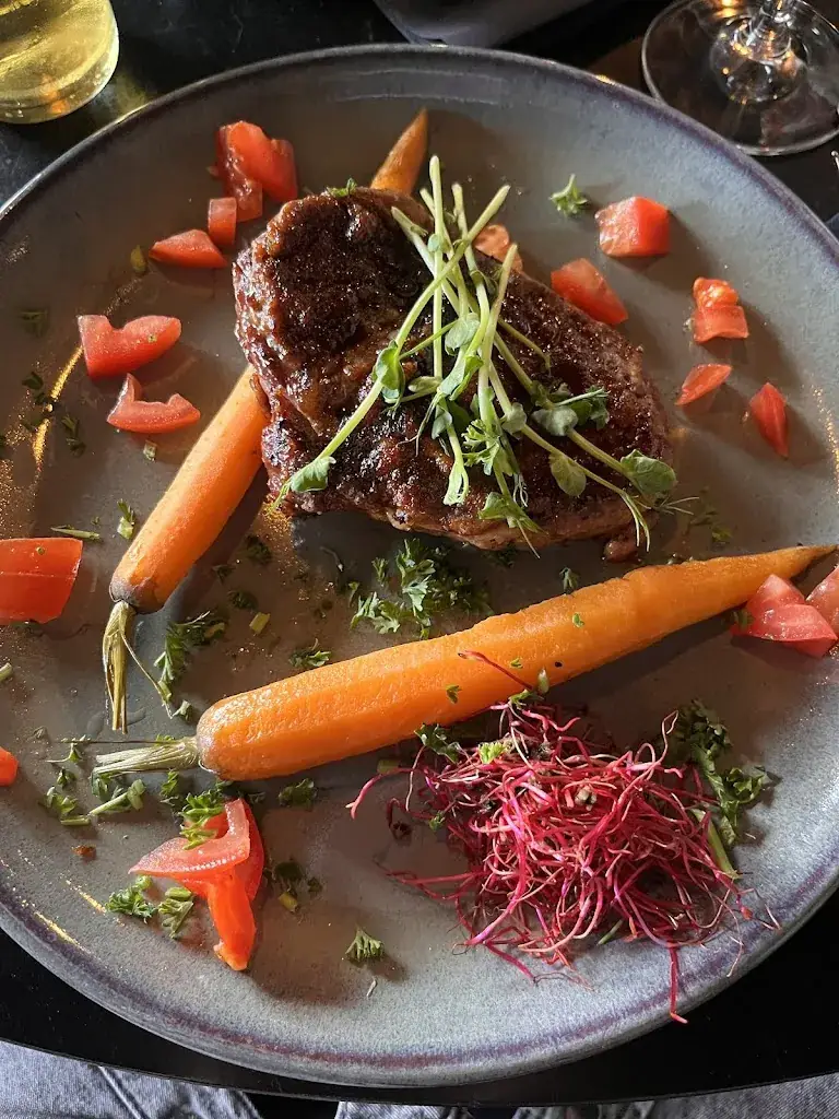 Domini Brink_Brasserie & loungebar de Stoov_Rheeze_recensione