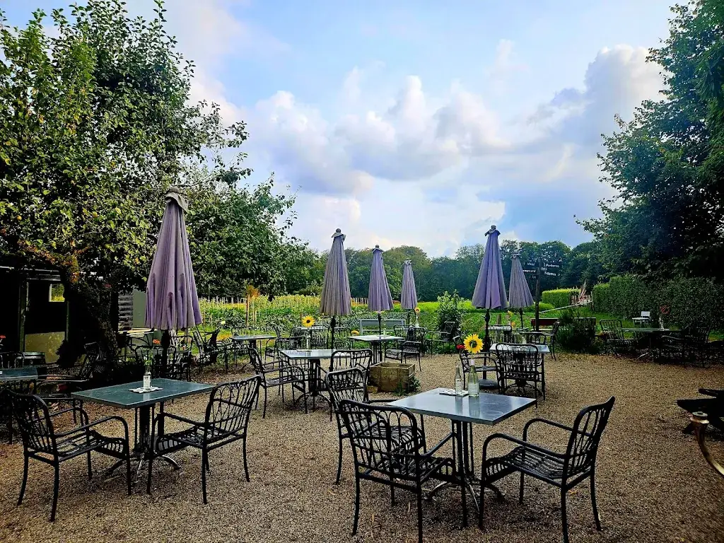 Proeflokaal De Serre restaurant in 's-Graveland