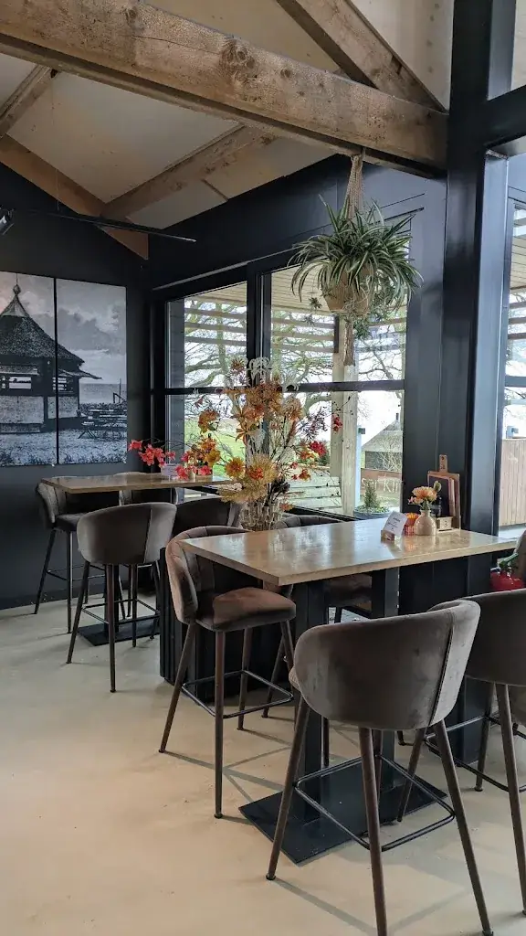 Bob van Velzen_Paviljoen 't Mar_Mirns_review