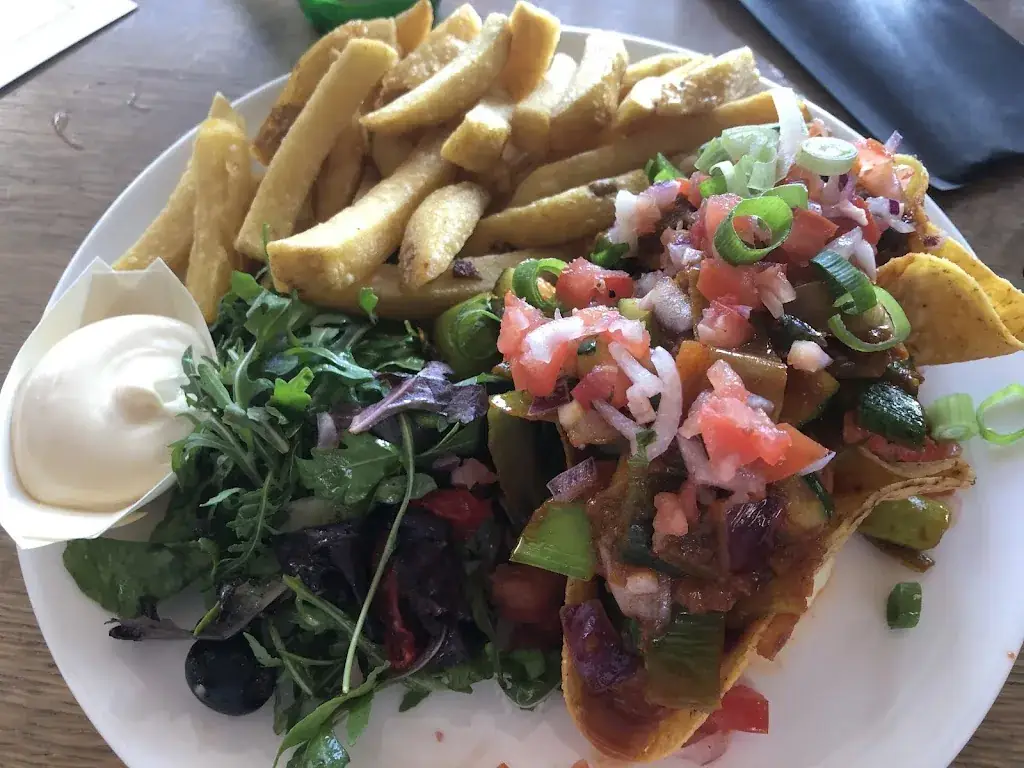 Marvin Muehl_Paviljoen 't Mar_Mirns_review