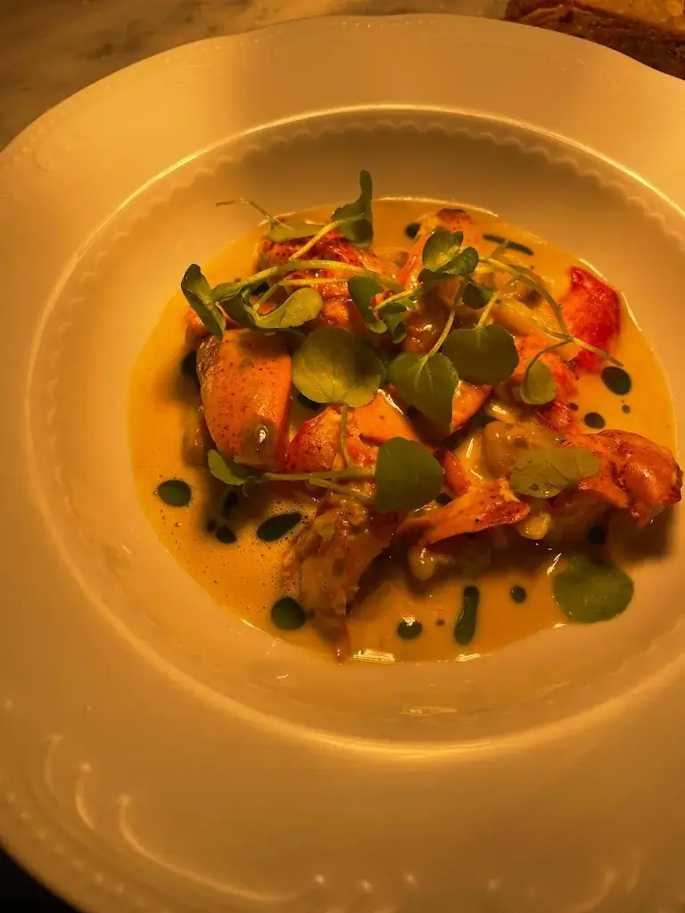 Branding & Citrus_Burg_slider_image_2