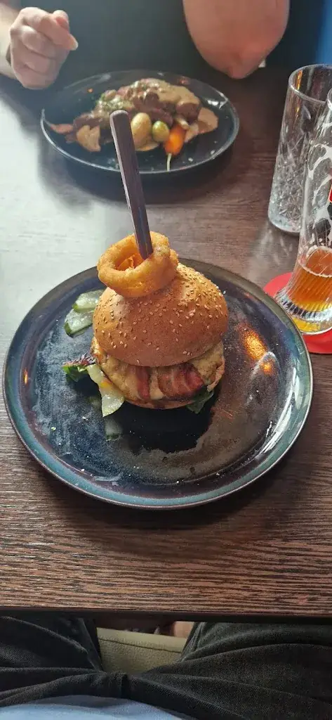 Anastasia Tretjakova_De Stal Texel_Burg_Bewertung