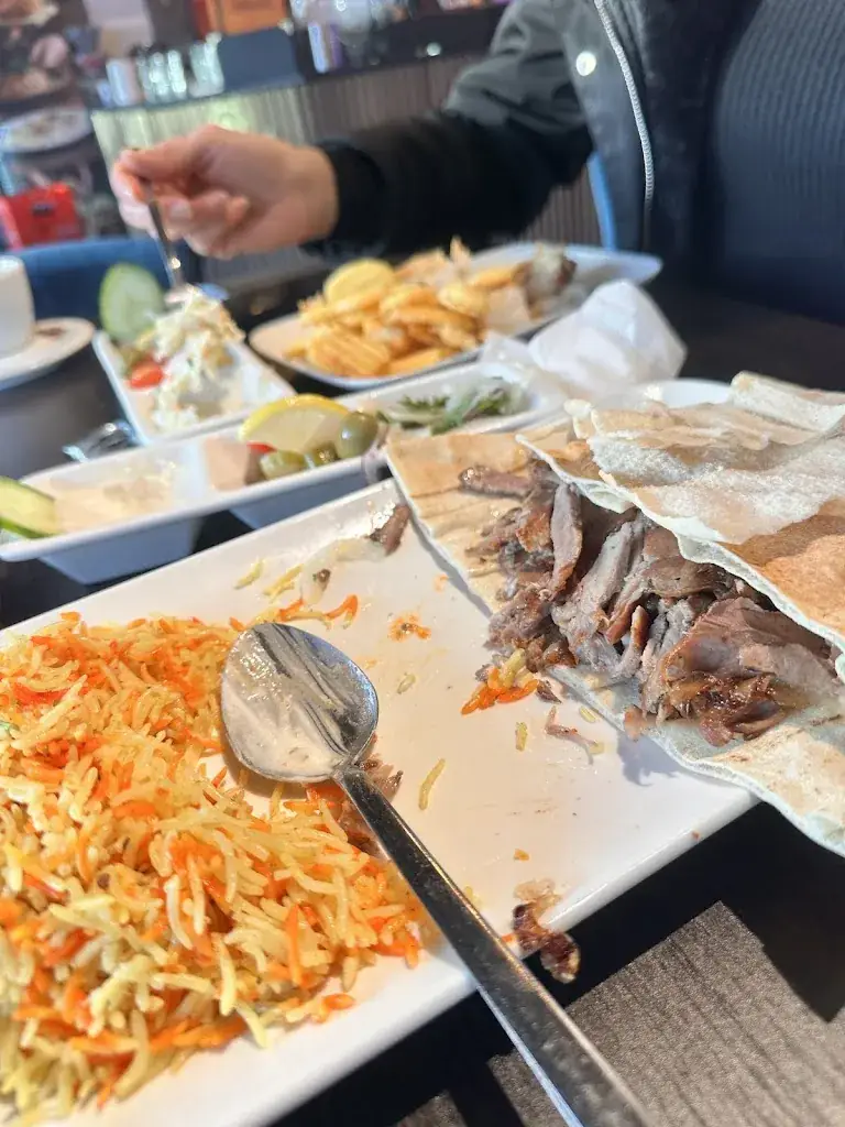 Menu_Makan - مكان_Amsterdam_image_7