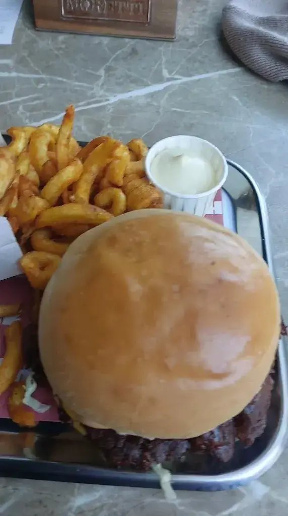 EZ SMASH_Amsterdam_slider_image_2