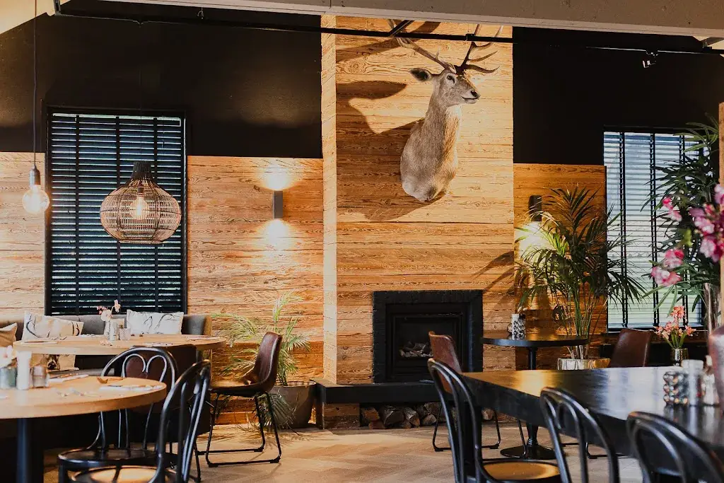 Lola's Abbenes_Abbenes_slider_image_1